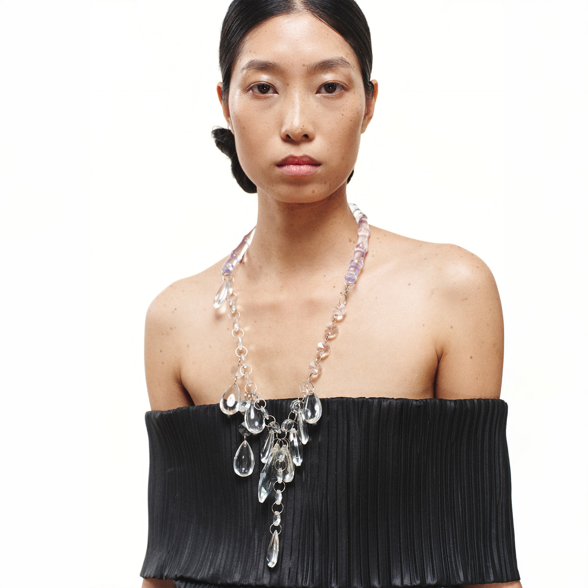 CRYSTAL NECKLACE